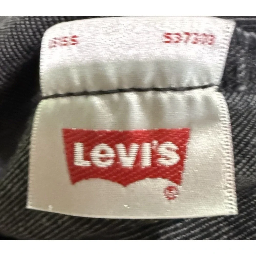 Levi's 501 Straight Leg Button Fly Gray Denim Jeans Men Size 36x32‎